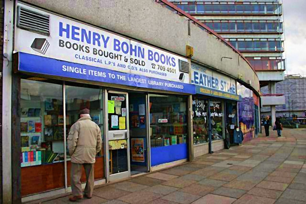 These modern shops built in front of Lime Street Station in the 1960s and demolished in 2010. Henry Bohn Books has a branch on London Road.