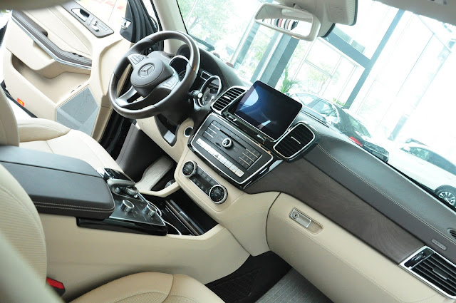 Công nghệ Mercedes GLS 500 4MATIC Mercedes GLS 500 4MATIC trang bị công nghệ hiện đai, cao cấp nhất của Mercedes.
