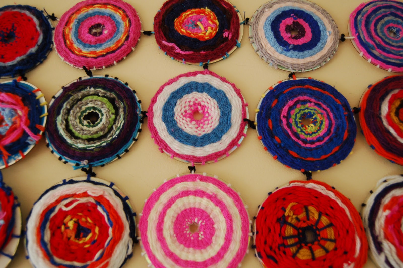 Art With Ms. James: 7th and 8th Grade: CD Weaving