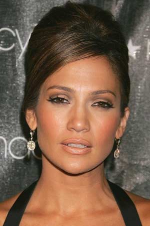 Jennifer Lopez Makeup Artist on Wahini Of The Week   Jennifer Lopez