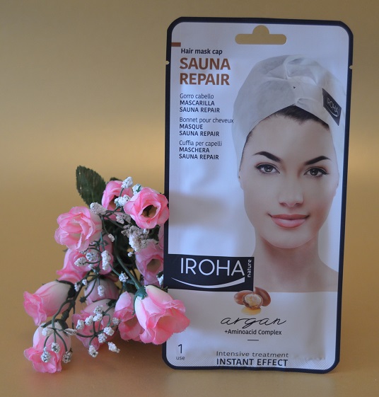 Regenerando el cabello después del verano con la mascarilla ? gorro ?Sauna Repair? de IROHA NATURE