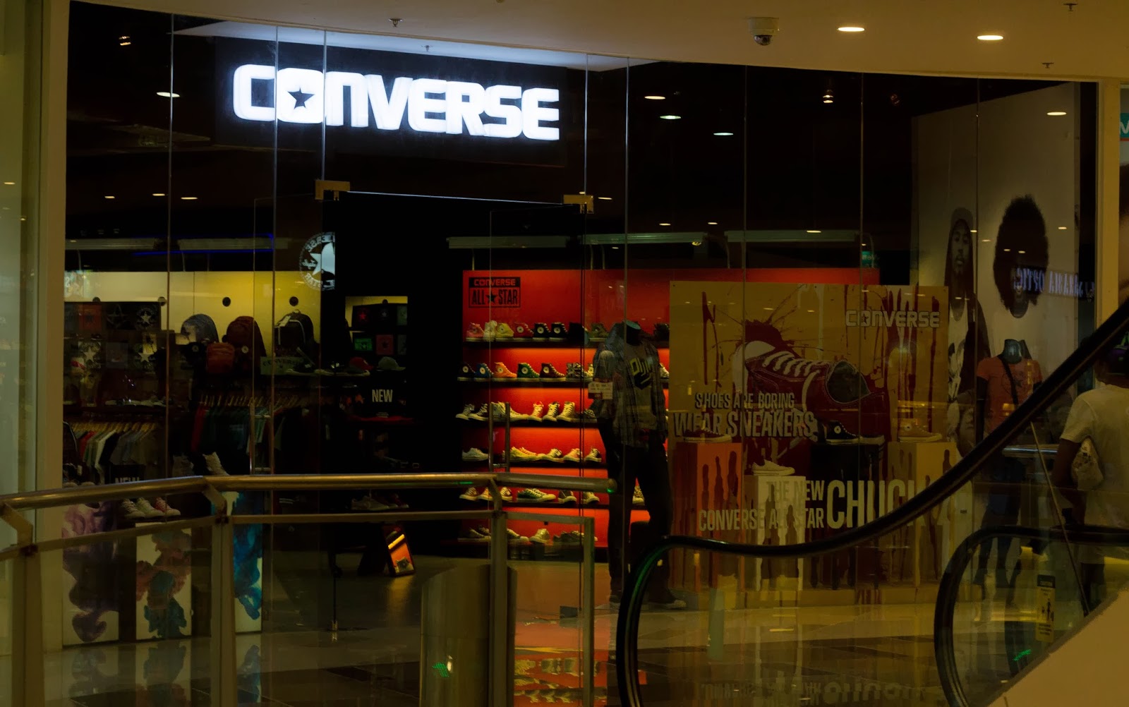 converse store sm north
