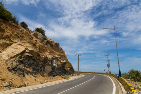 Cung duong ven bien tuyet dep Phu Yen - Sai Gon - Anh 4