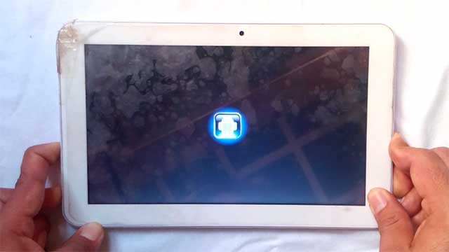 como formatear un celular tech pad