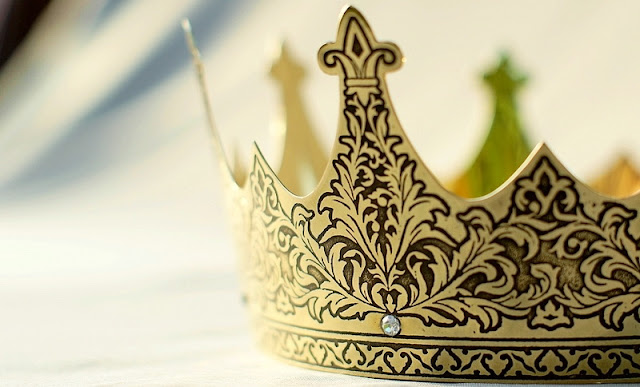 oleloo crown  корона работа андрей панченко латунь гравюра 