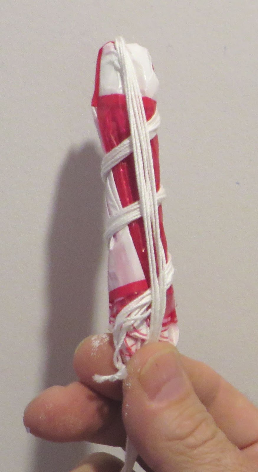 Model Rocket Building Folding Parachutes TIP, Part 1