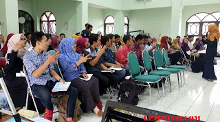 seminar jurnalistik islam