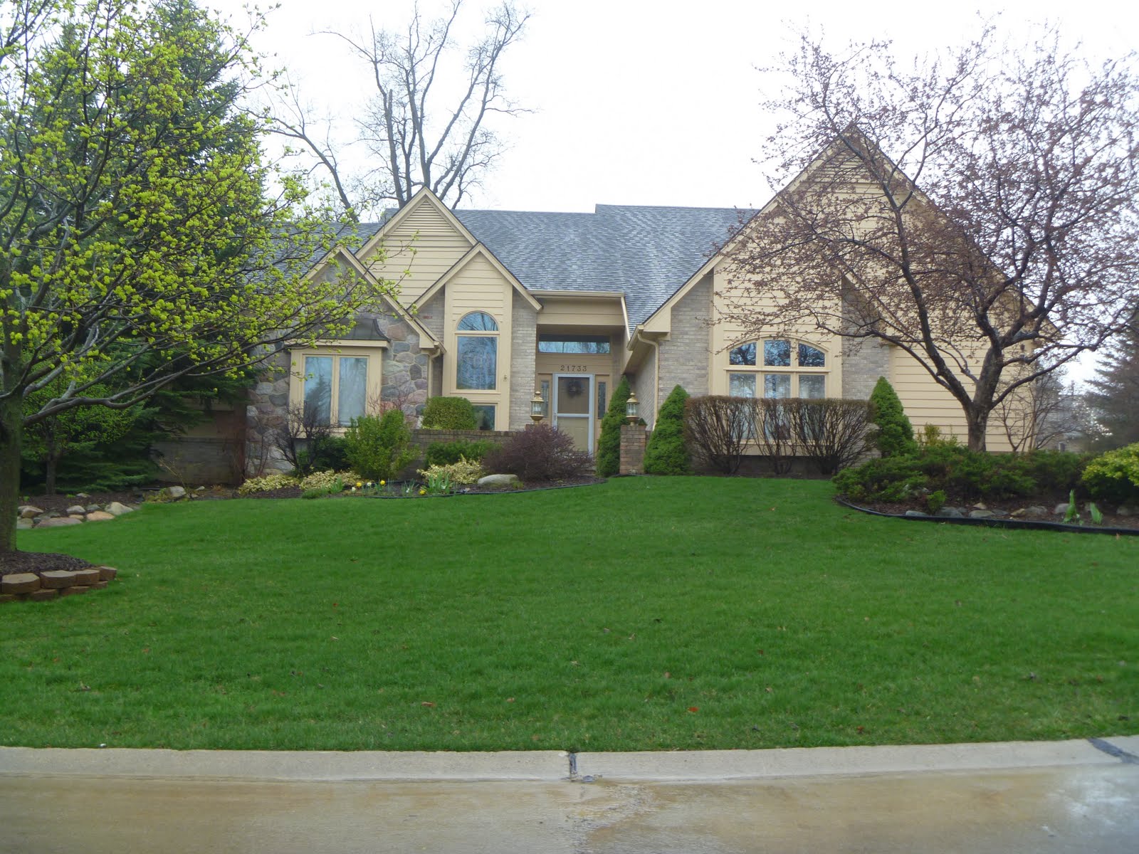 Homes for Sale in Farmington Hills MI Blog Subdivision Green Valley