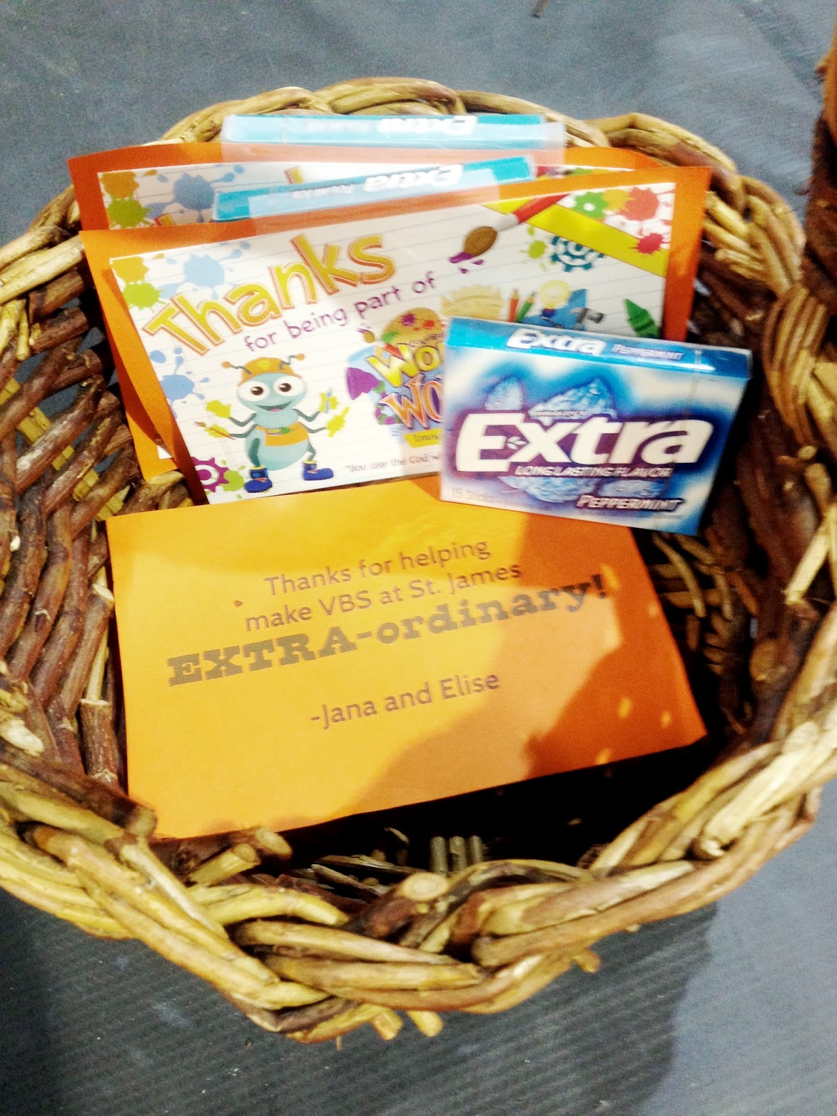 Dancing Commas :: Workshop of Wonders VBS :: Thank you gift for VBS volunteers ... Extra gum and a note that says "Thanks for making VBS EXTRA-ordinary!"