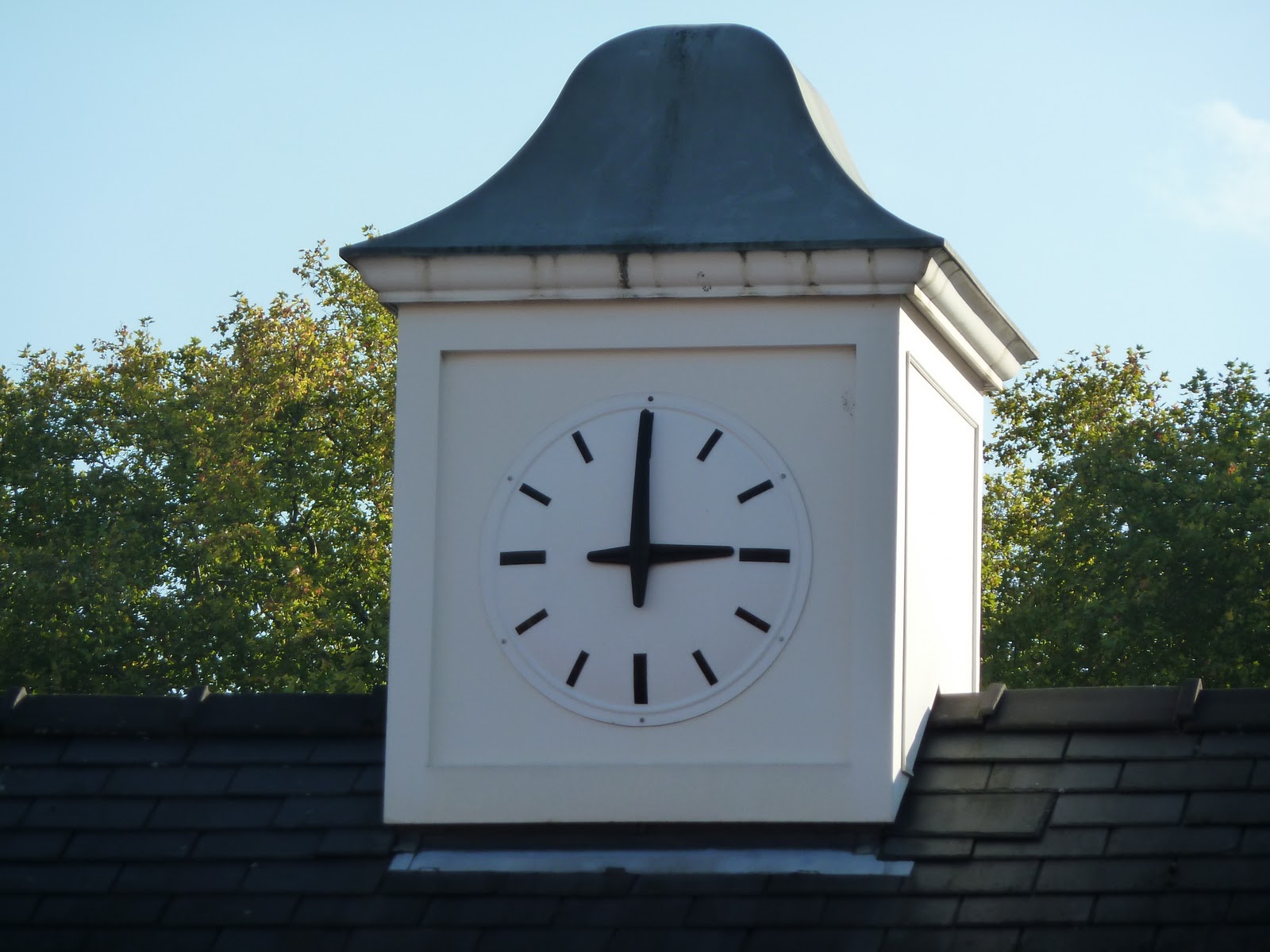 Clock This Kingston upon Thames Clocks