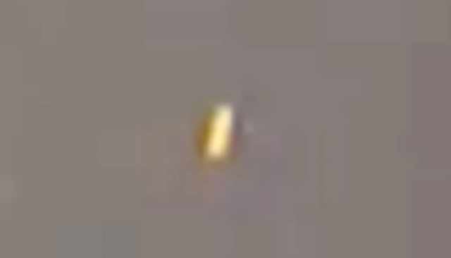 UFO News ~ Mysterious light filmed streaking across San Diego sky and MORE Shuttle%252C%2Bspace%2Bstation%252C%2Bmissle%252C%2Bmilitary%252C%2BUFO%252C%2BUFOs%252C%2Bsighting%252C%2Bsightings%252C%2BClinton%252C%2Bobama%252C%2Blazar%252C%2Bbob%252C%2BCIA%252C%2Busaf%252C%2Bdisclosure%252C%2Bpluto%252C%2Bfigure%252C%2Bmars%252C%2Bgoogle%252C%2Bmap%252C%2Bmeteor%252C%2Blas%2Bvegas%252C%2Bblack%252C%2Bdisk%252C%2Bhunter%252C%2Bproject%2BAurora%252C%2B2