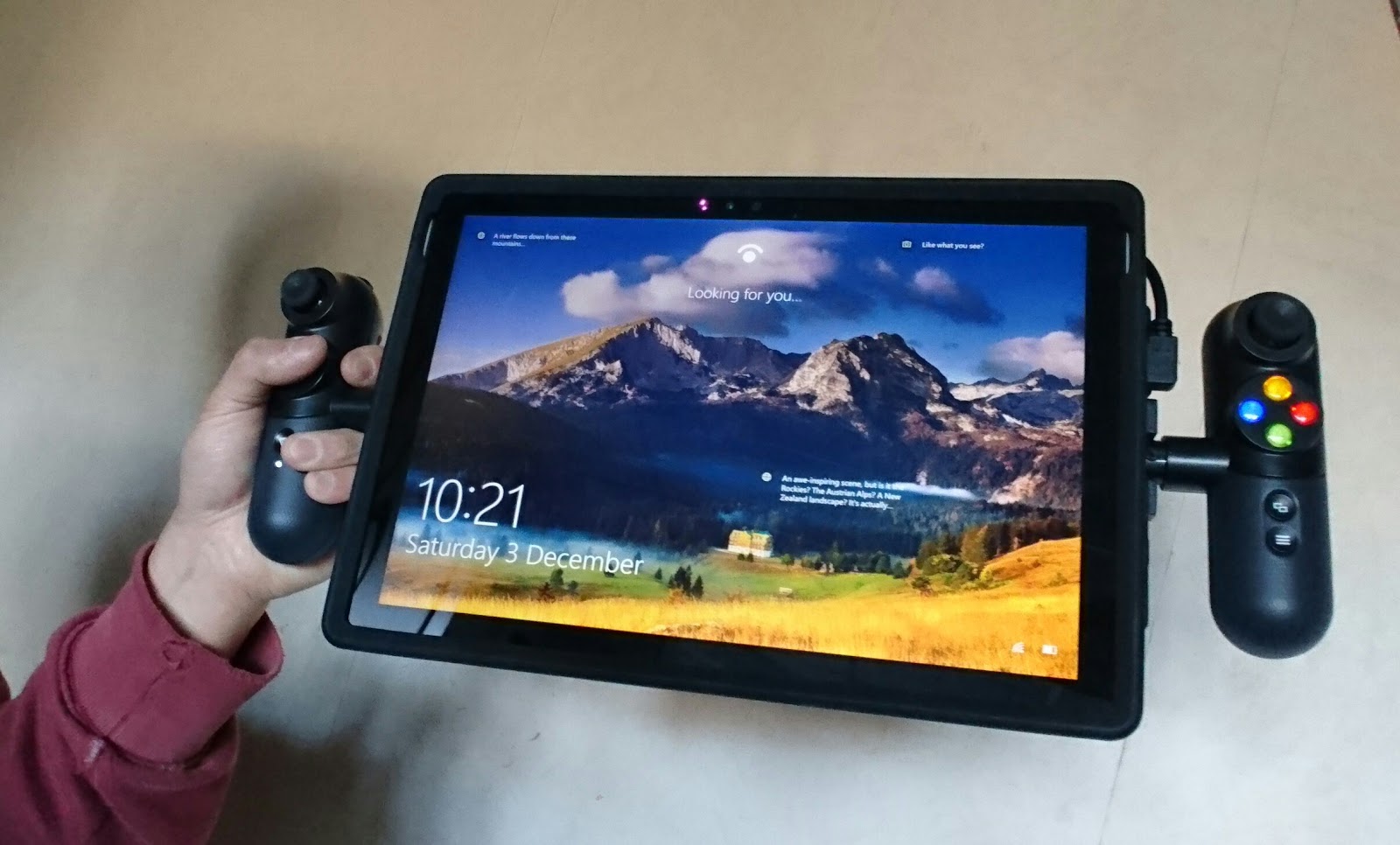 Motion Graphics Surface Pro 4 Gaming Controller Mark 2