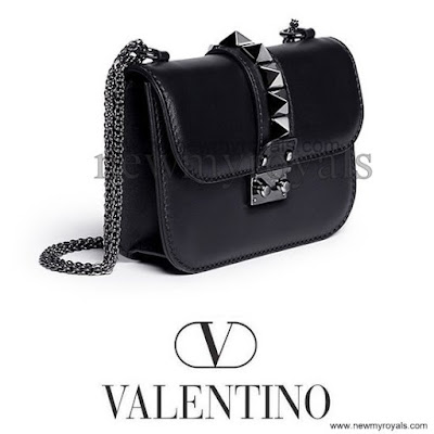 Crown-Princess-Victoria-carries-Valentino-Small-chain-shoulder-bag.jpg