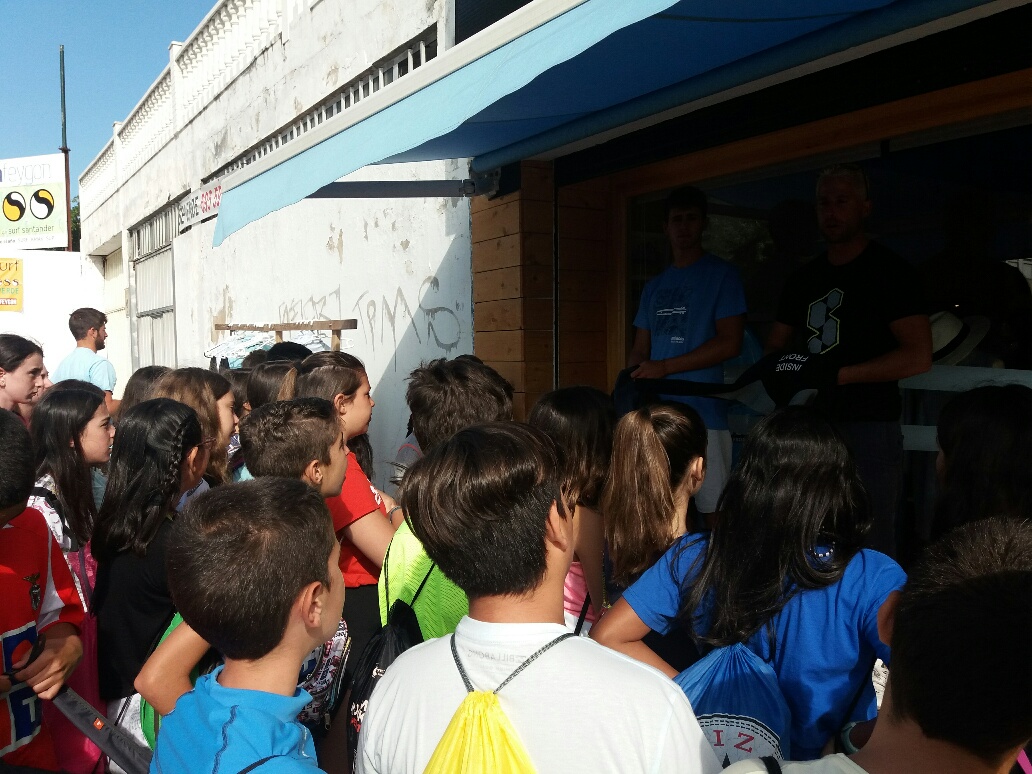 Viaje de fin de curso: Surffing¡¡¡¡ explicacion antes del baño