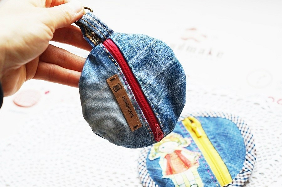 Round zipper pouch tutorial DIY Tutorial Ideas!