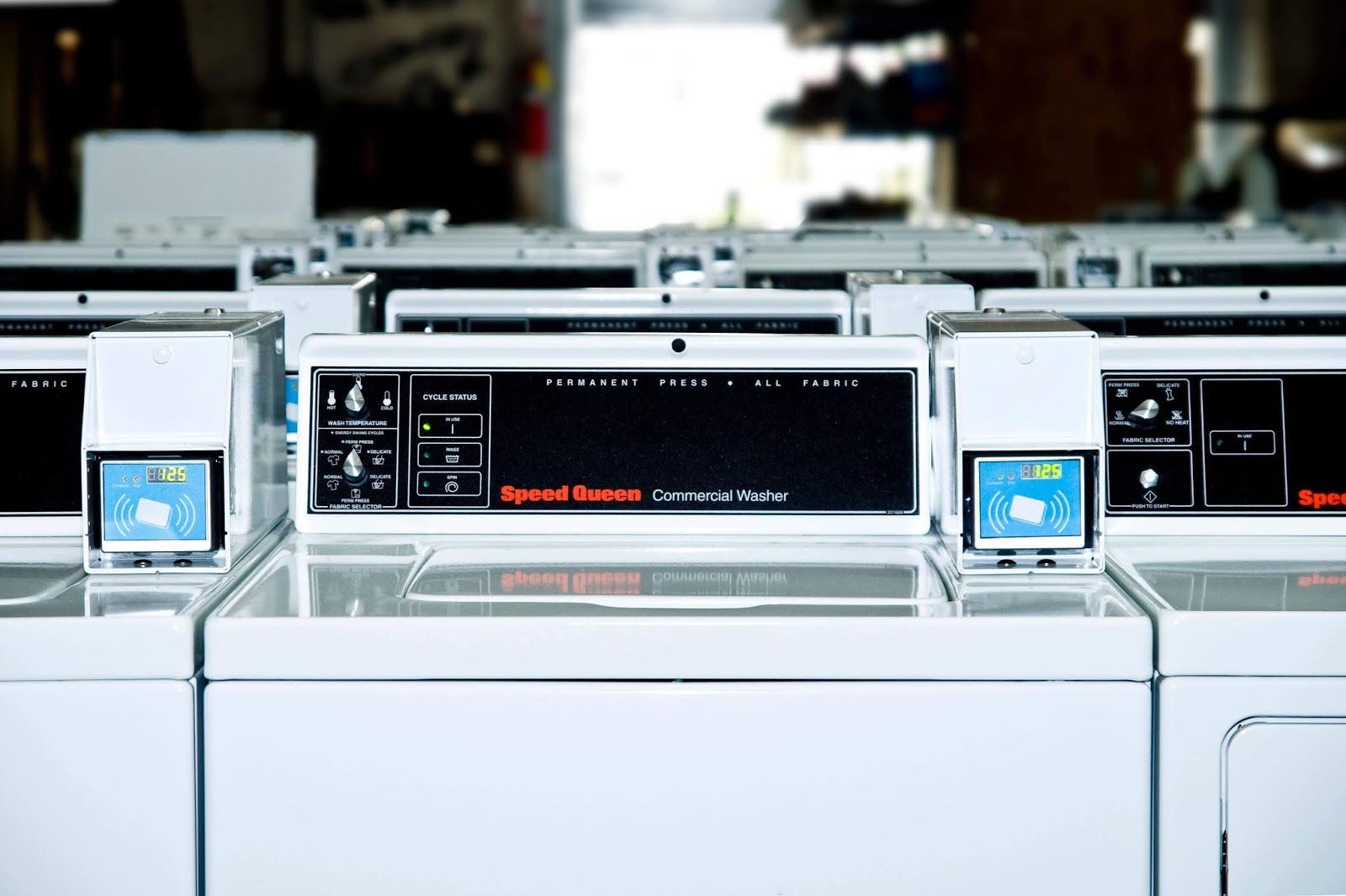 Commercial Laundries How Coinless Laundry Machines Work