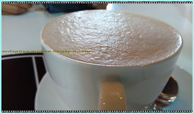 hot hazelnut white coffee