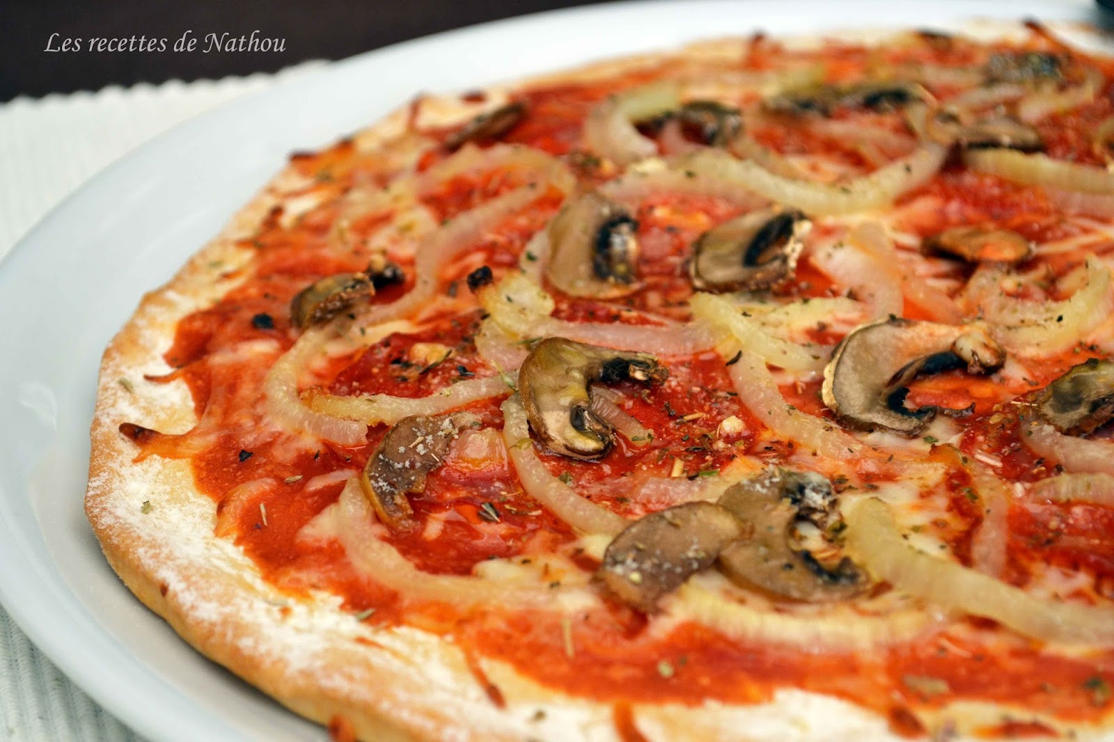 Ma cuisine au fil de mes idées...: Pizza volcana : salami piquant ...