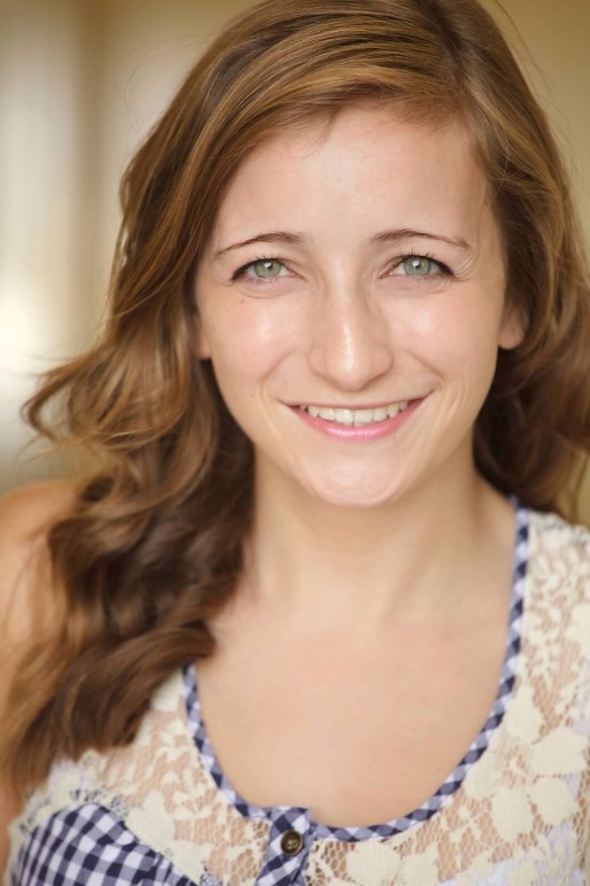 Ann in black. дженнифер энн массаж. чайна энн макклейн черная молния. Anna black. Ann in black.