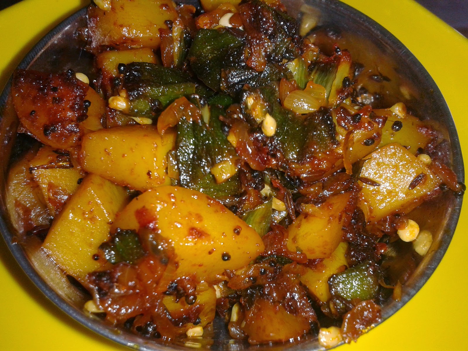 BananaLeaf Recipes Aloo Bhindi Poriyal Potato / Lady's finger