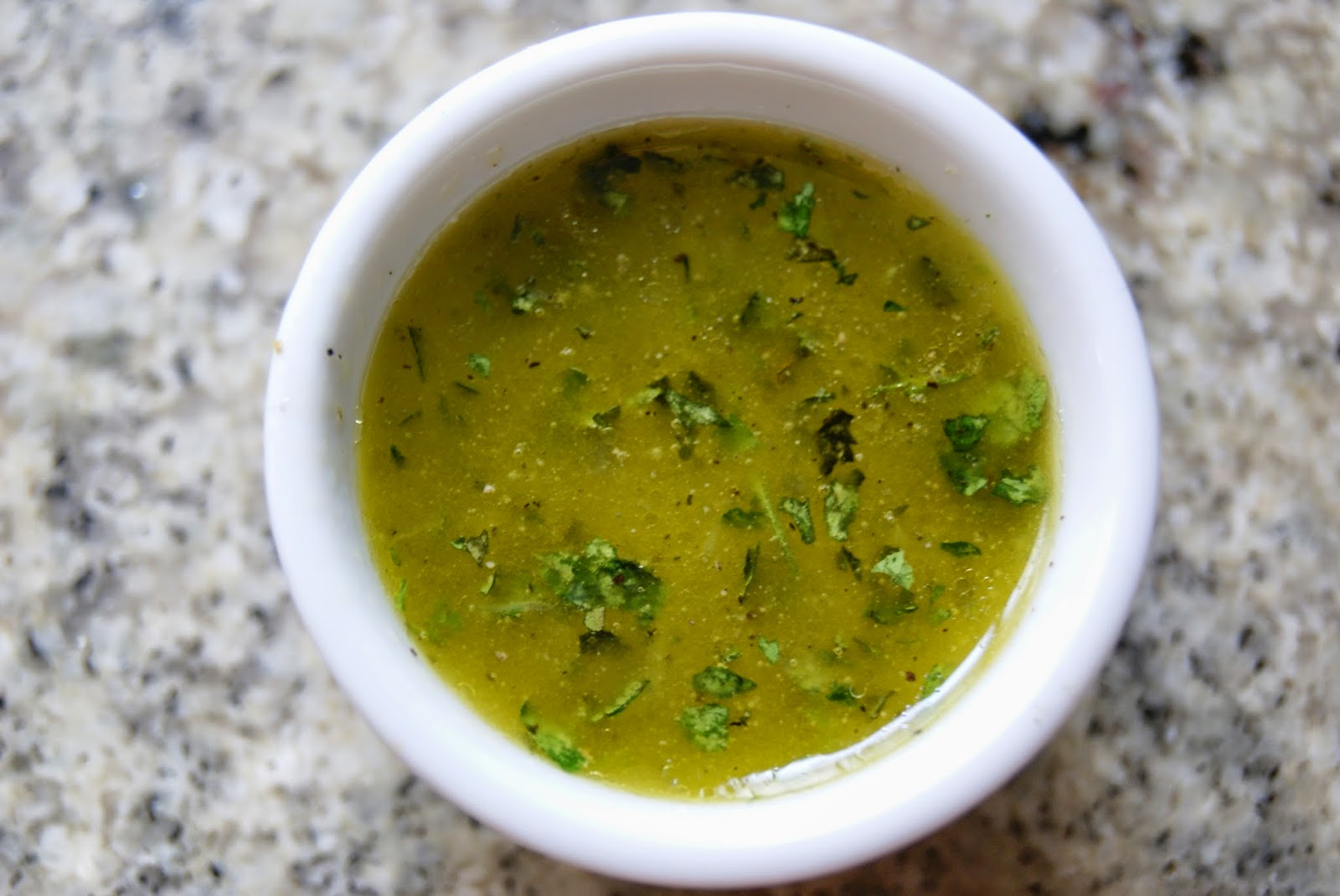 Bonito salat med lime, honning og koriander vinaigrette enkel oppskrift