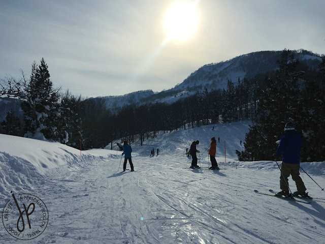 people skiing