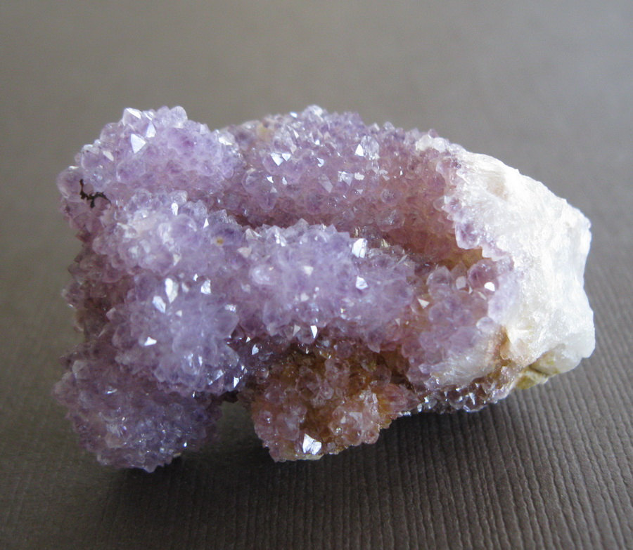 MW (minerales) Minerales de Gama Lila…