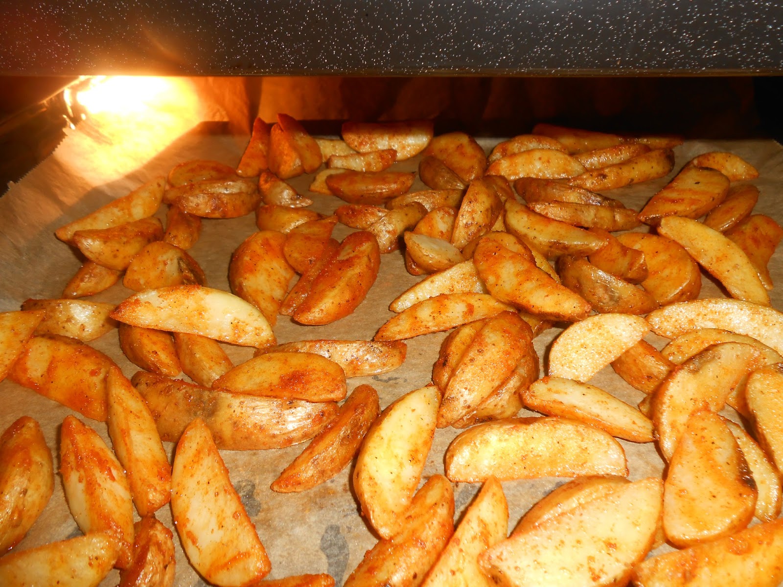 Vegan CooKing: Gefüllte Paprika mit Kartoffelspalten &amp; Dip