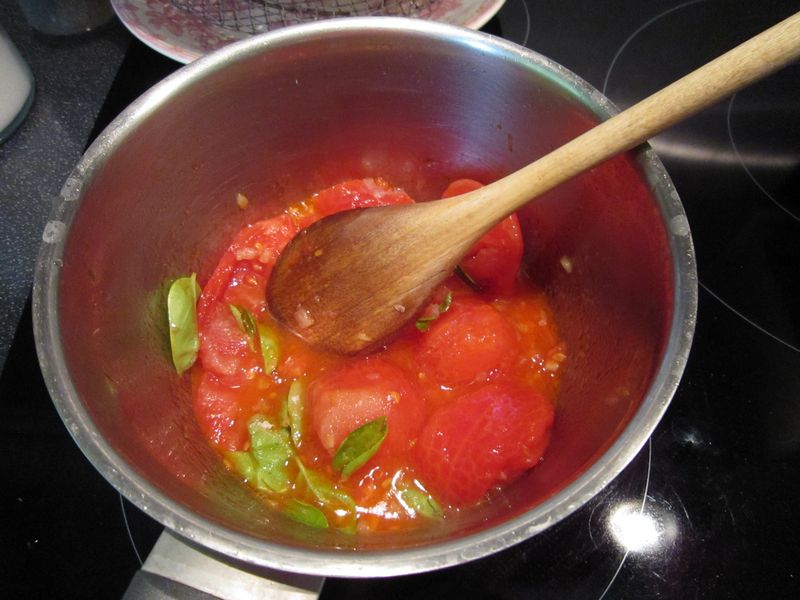 Les gourmandises de Céline: FLAN D'AUBERGINES ET SON COULIS DE TOMATES