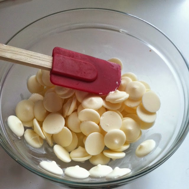 Mudpipes and Glitter UPDATEHomemade Colored Chocolate Molds Tutorial