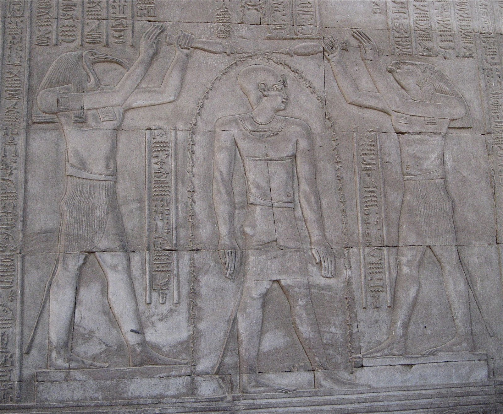 Whores in Kom Ombo