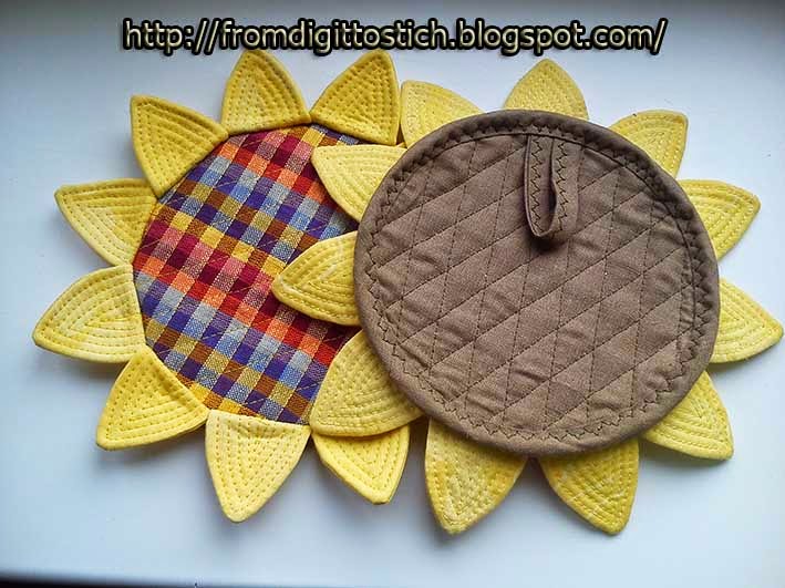 прихватка подсолнух. вязаная прихватка подсолнух. прихватка подсолнух крючком. прихватка подсолнух. прихватка подсолнух.