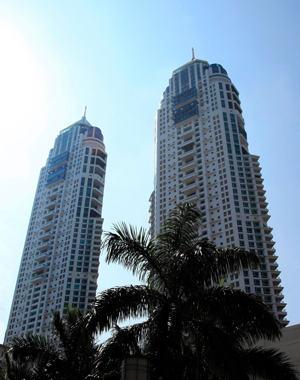 Imperial Towers, 4 BHK, Apartment / Flat For Sale (17 Cr), Tardeo