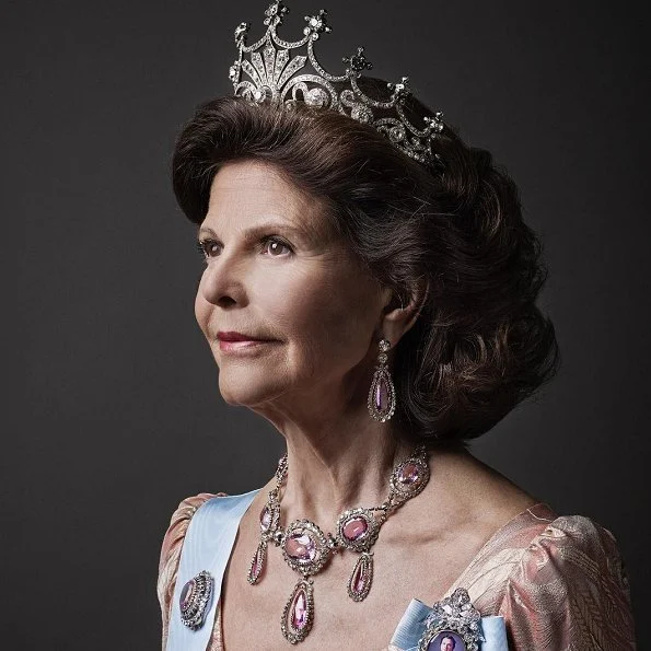 Swedish royal court published new photo on the occasion of 75th birthday of Queen Silvia. Crown Princess Victoria, Princess Madeleine