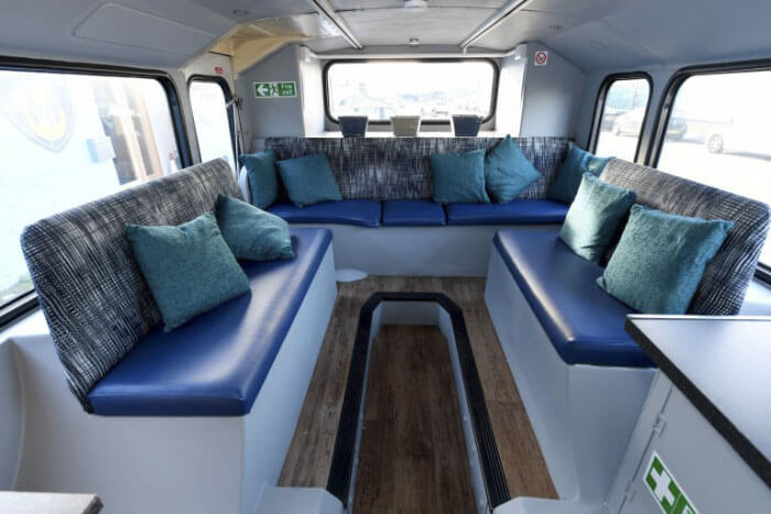 Two UK Women Turned A Double-Decker Bus Into A Shelter For Homeless, Proving The Amazement Human Generosity Can Bring Two UK Women Turned A Double-Decker Bus Into A Shelter For Homeless, Proving The Amazement Human Generosity Can Bring