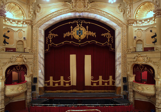 Inside the Kings Theatre
