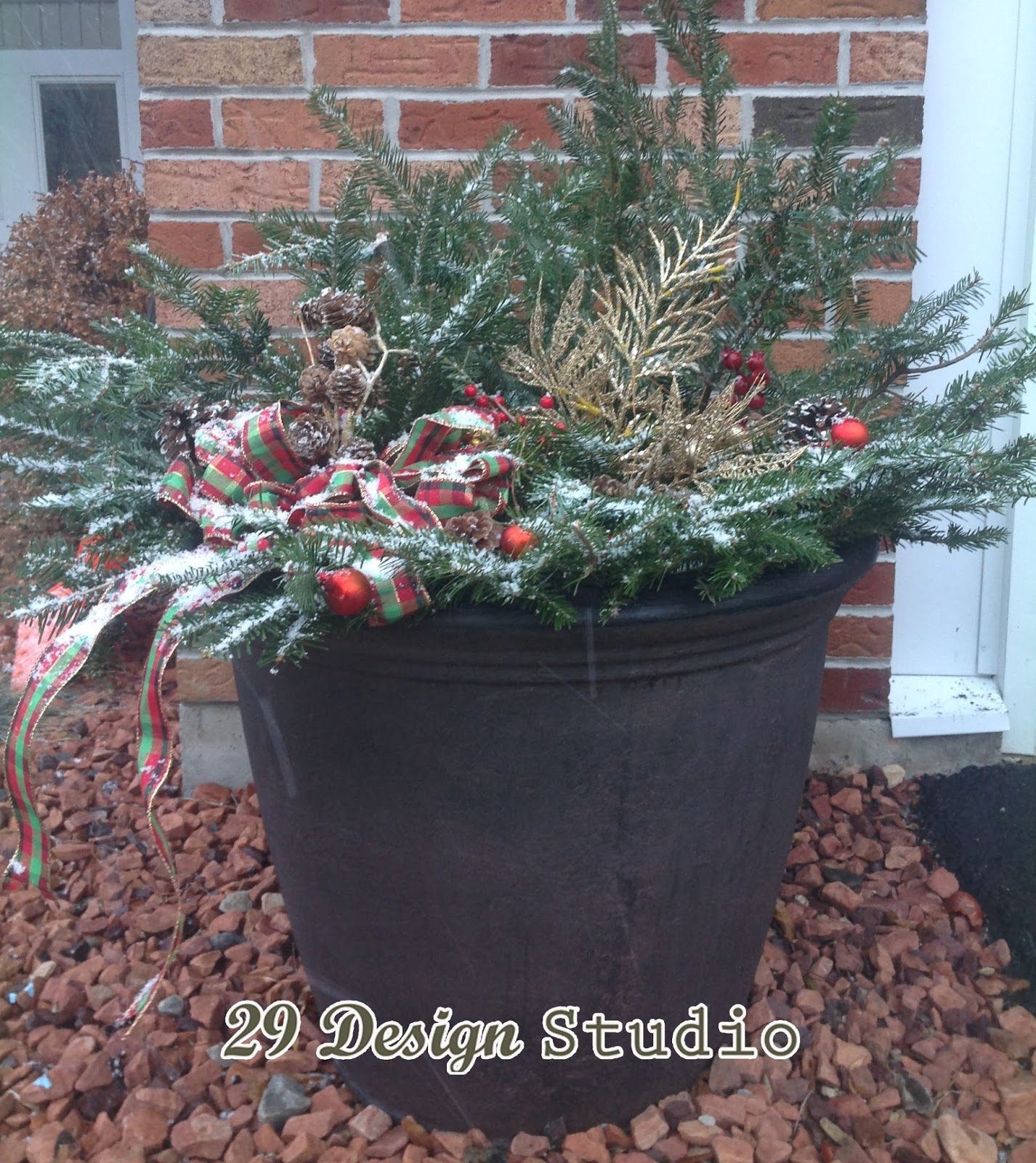 29 Design Studio Step by Step Tutorial to Create a Christmas Outdoor Urn