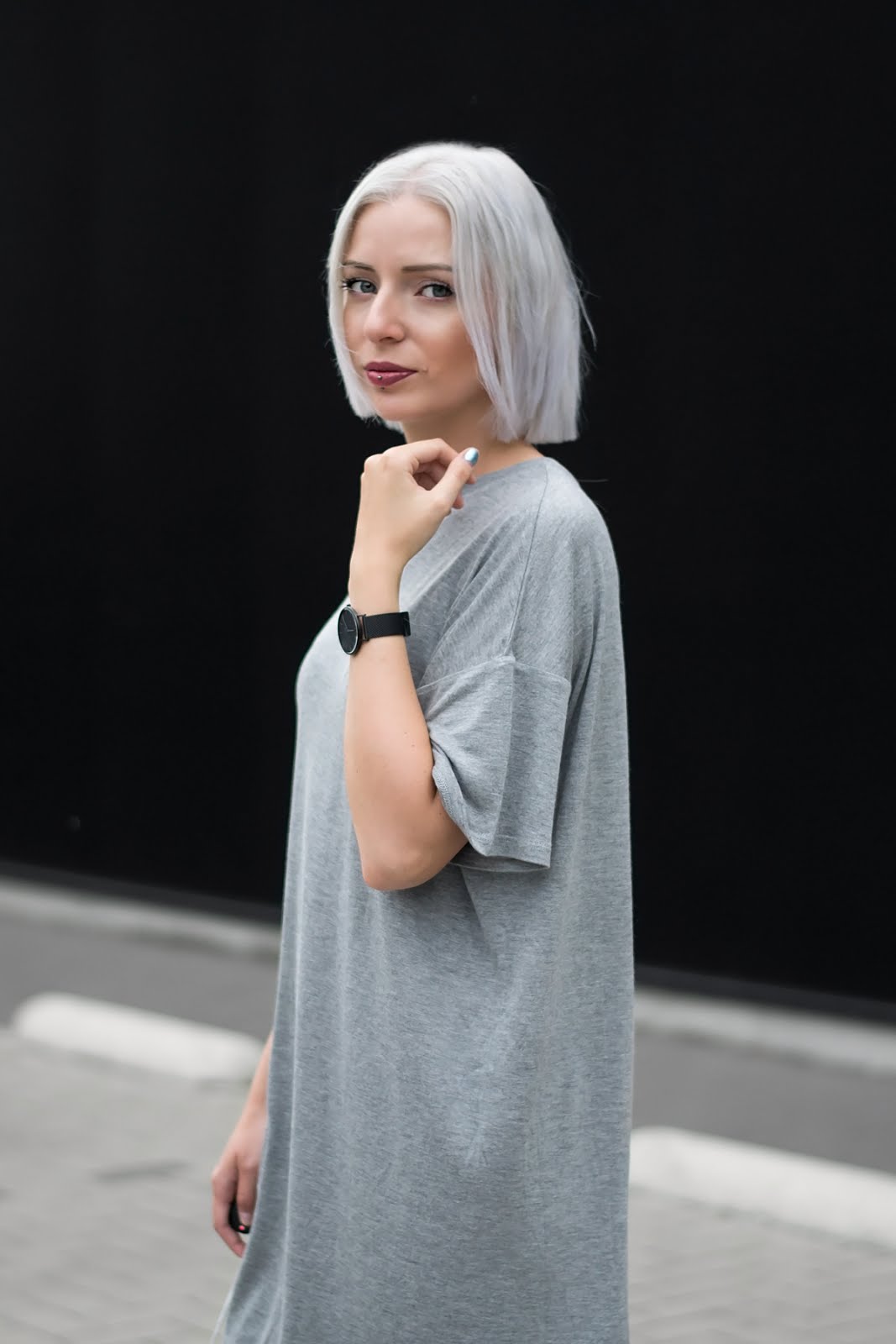 Weekday bryn t-shirt dress, oversized, flattered flats, minimalist, outfit, ss17, grey hair, cluse watch
