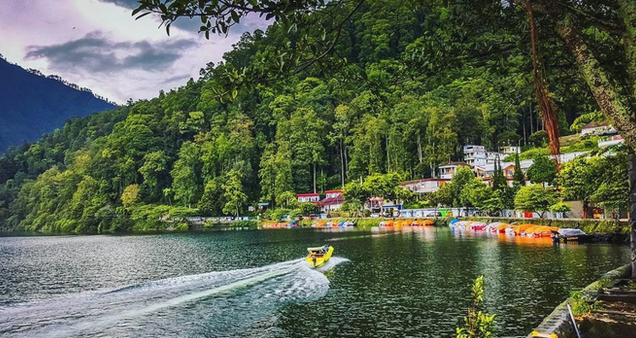Telaga Sarangan Telaga Sarangan