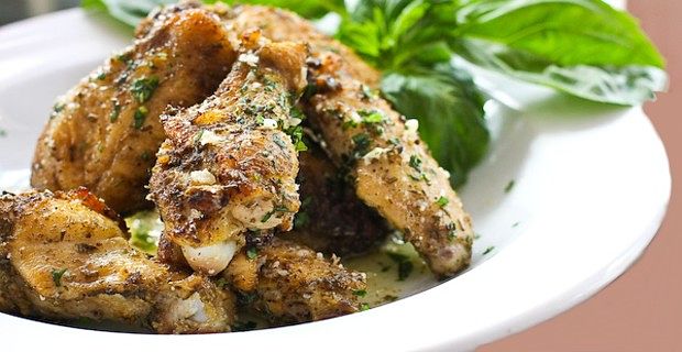 Recetas de cocinas caseras: Alitas de pollo al ajillo