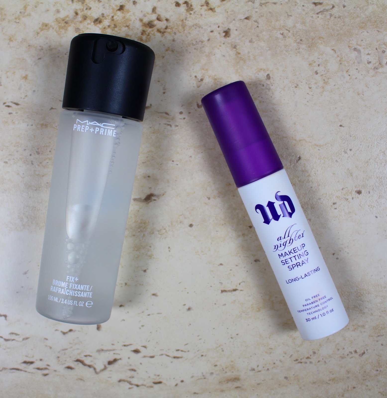 A lightweight water mist that gently soothes and refreshes skin and finishes makeup.