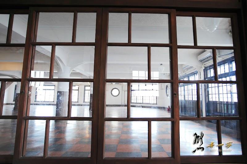 林百貨|營業開放時間 美食餐廳|台南古蹟景點|頂樓神社的百貨公司
