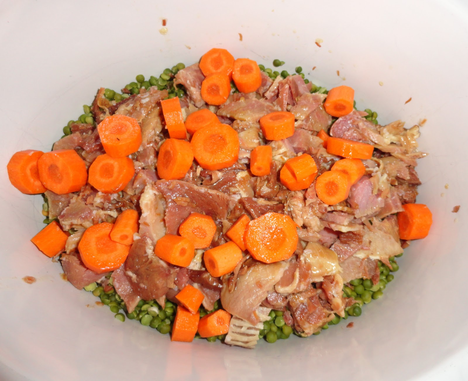 theArtisticFarmer: Awesome Split Pea & Ham Crockpot Soup