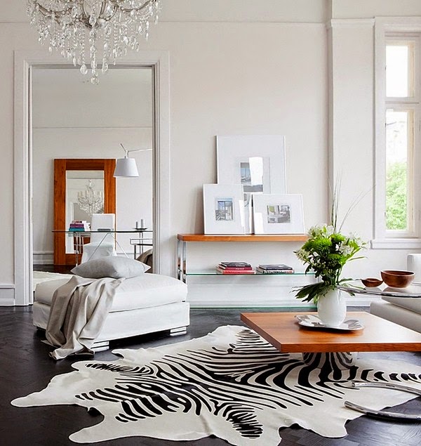 Apartment with high ceilings in Sweden