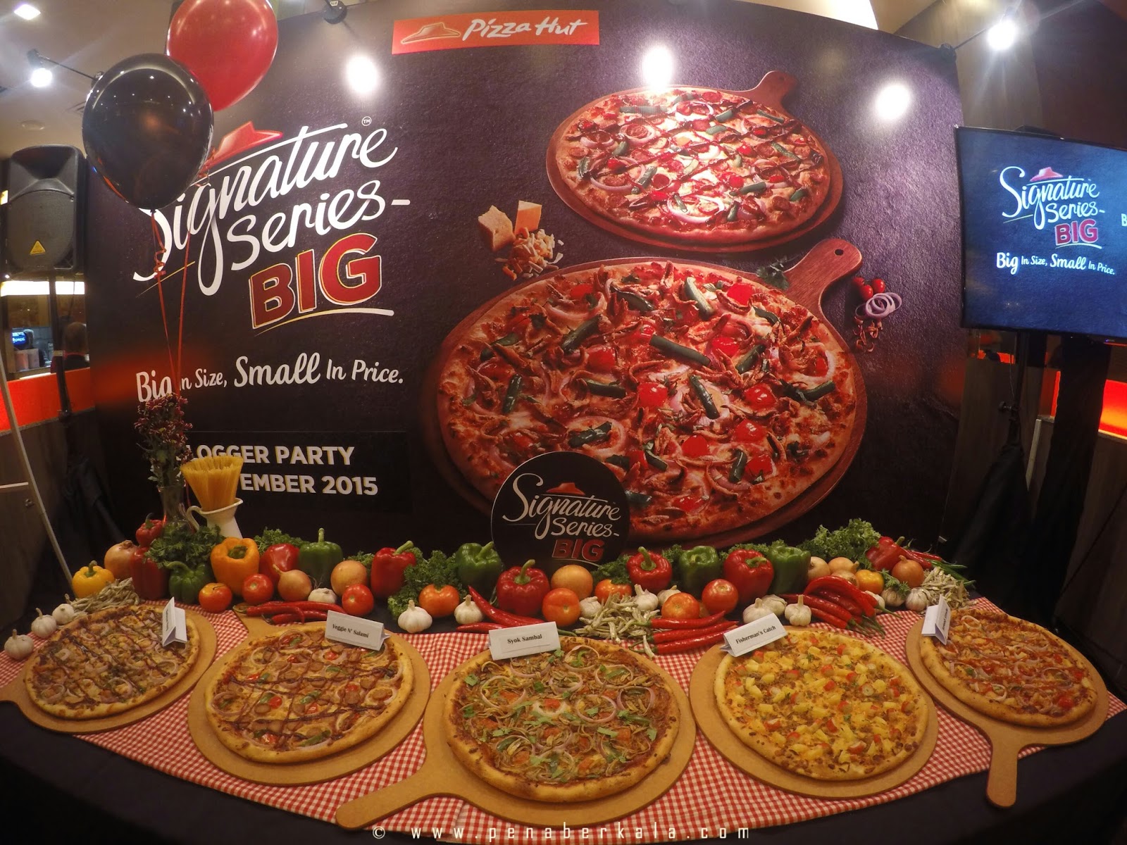 SYOK SAMBAL DI PIZZA HUT SEDAP