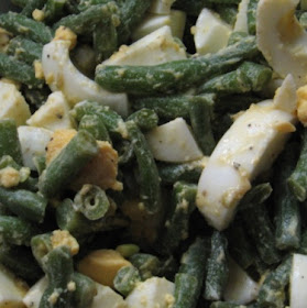 egg and green bean salad