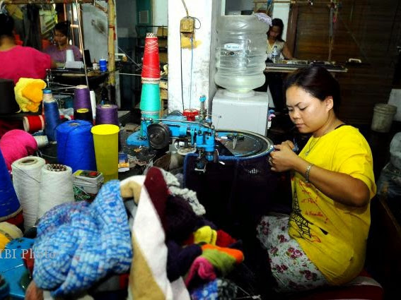 Sentra Rajutan Binong Jati: Wisata Home Industry di Kota Bandung