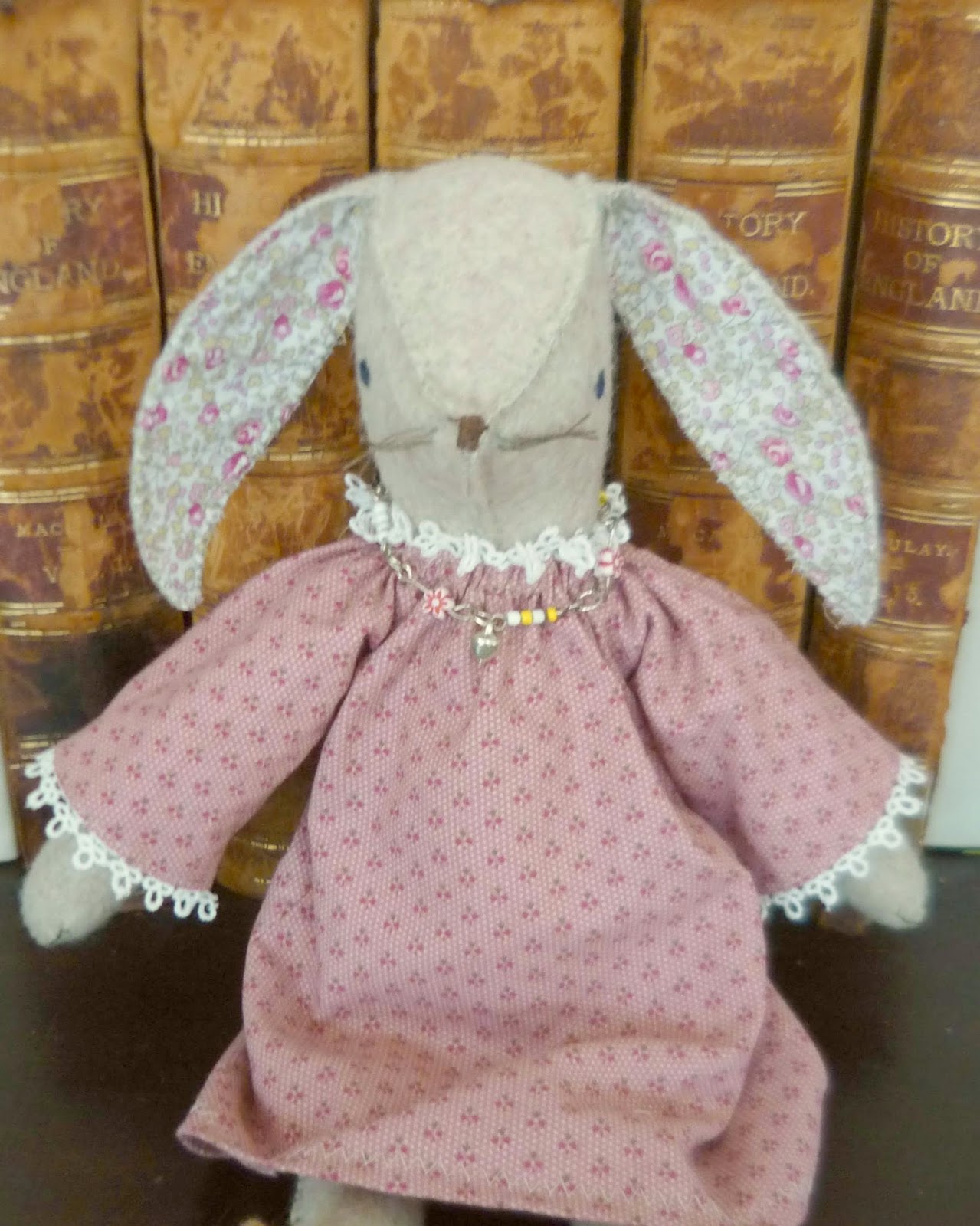Roses, Lace and Brocante: Little Miss Maggie Rabbit
