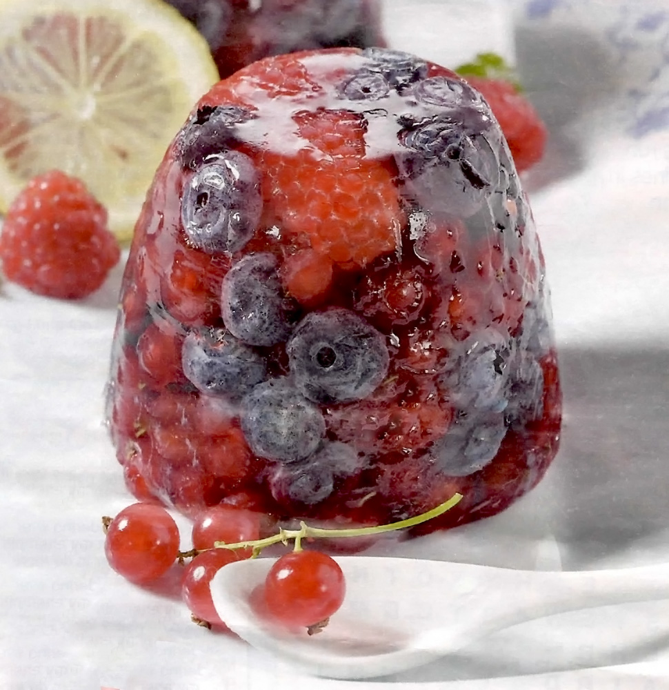 Jelly videos. Jelly Berry meatpear. Jelly Whicher. Jelly Berry Orchard. ژله انواع توتها Mixed Berry Jelly.