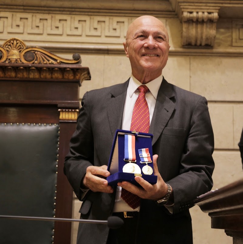 Drogaria Venancio é homenageada pela Câmara dos Vereadores do Rio de Janeiro Drogaria Venancio é homenageada pela Câmara dos Vereadores do Rio de Janeiro